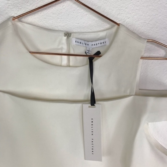 ENGLISH FACTORY Cold Shoulder Cream Top - Picture 4 of 7